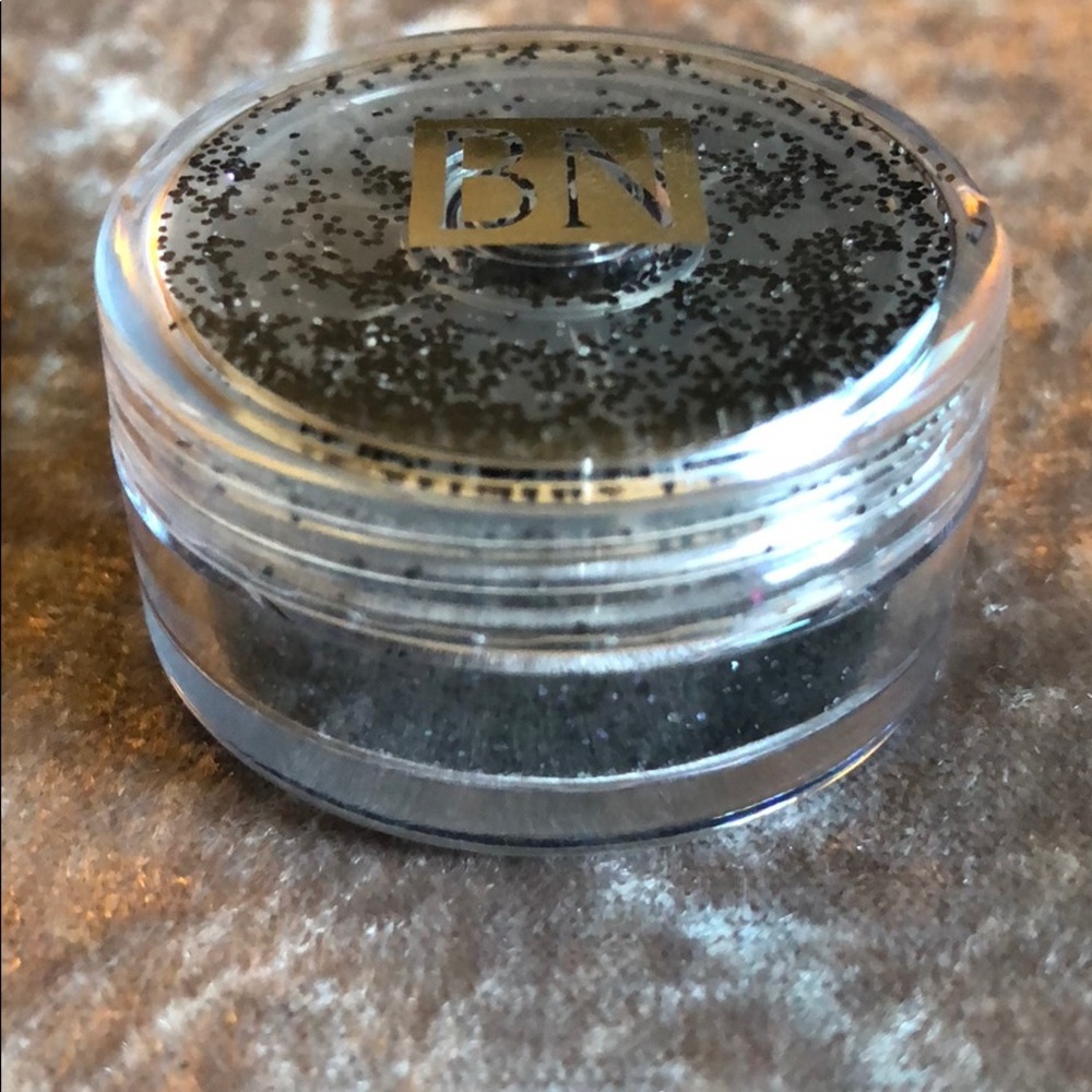 Ben Nye Glitter Sample ✨